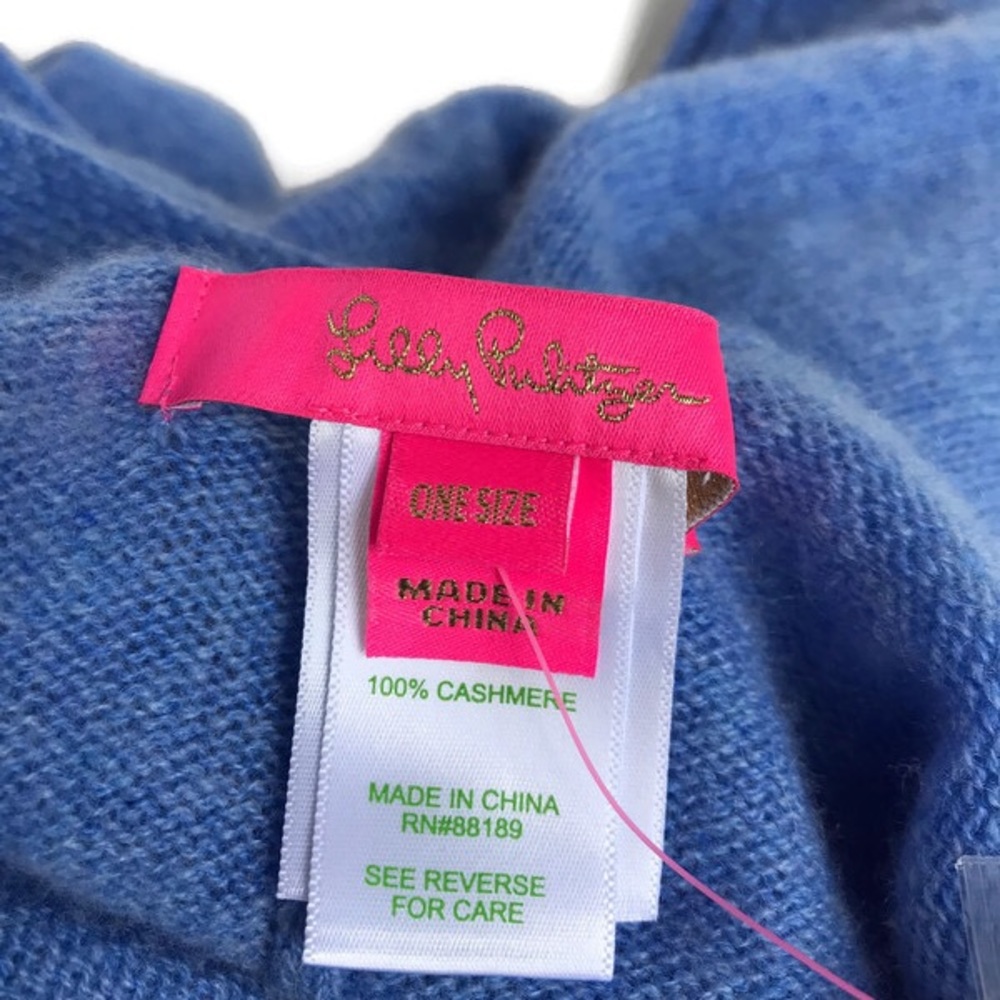 New! Lily Pulitzer Terri 100% Cashmere Blue Wrap - Picture 5 of 7